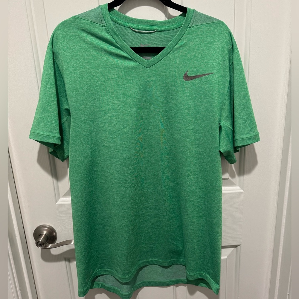 Mens Nike Green Short Sleeve Dri-Fit Tee Size L